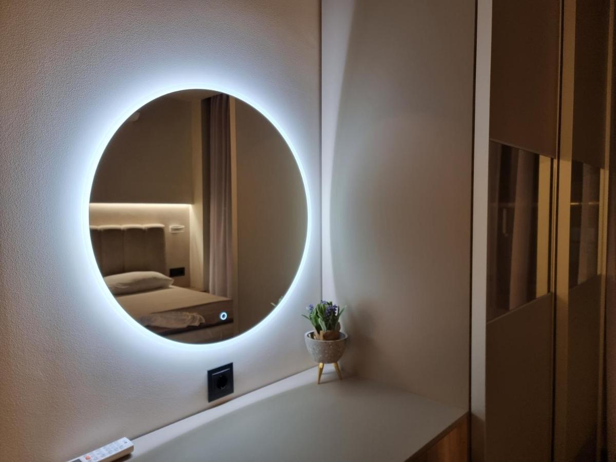 Iris City Center Premium Studio Salonic Exterior foto